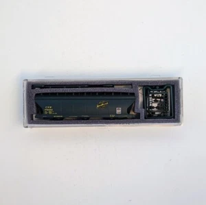 InterMountain 62009-xx N Scale Kit - ACF 4650 Cubic Foot 3-Bay Hopper - C & NW - Picture 1 of 2