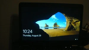 Dell Latitude E7440 14" I5 4300U 1.90GHz 8GB RAM 240 GB HDD Win 10 SEE PICS READ - Afbeelding 1 van 10