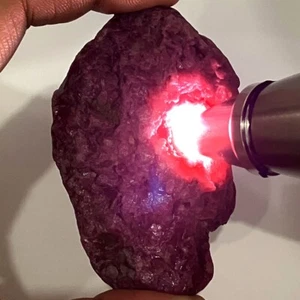 782.85 Ct - Natural 100% Unheated Beautiful Jumbo Rough Red Ruby Madagascar - Picture 1 of 5