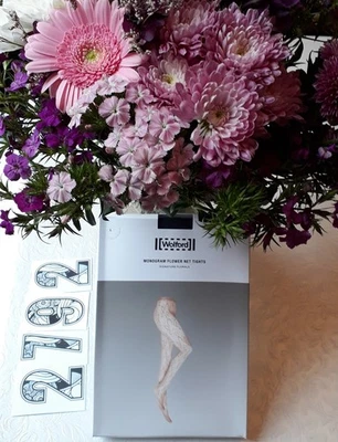 Medias Wolford Monograma Flor Red 19365 en NEGRO Talla Grande Halloween Telas Nuevas en Paquete Foto 1 de 4