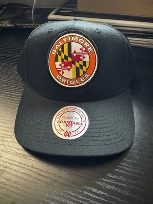 Baltimore Orioles Mitchell & Ness Snap Back Sombrero Maryland Bandera Negro MLB Oficial Foto 1 de 4