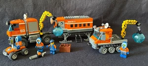 LEGO ARCTIC OUTPOST 60035 & 60033 ICE CRAWLER~100% COMPLETE~ RETIRED SETS - Picture 1 of 7
