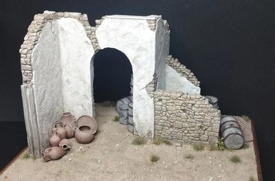 MODEL VICTORIA AFRICAN RUINED HOUSE 1:35 Cod.40120 - Immagine 1 di 4