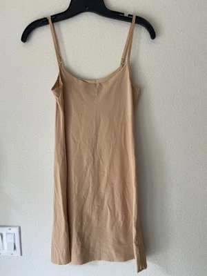 Nuevo sin etiquetas Commando Classic Mini Cami Slip - Beige - Talla S/M Foto 1 de 3