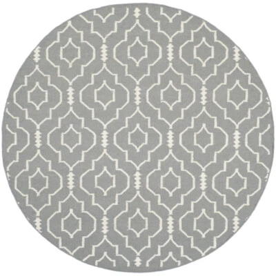 SAFAVIEH Dhurries DHU637B Handwoven Grey / Ivory Rug - Image 1 of 4