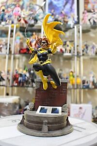 DC Comics Jim Lee Batgirl Statue Chronicle Collectibles GameStop Thinkgeek