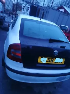 Skoda Octavia MK2 2008 1,9 TDI manual 5 velocidades freno blanco - Imagen 1 de 2