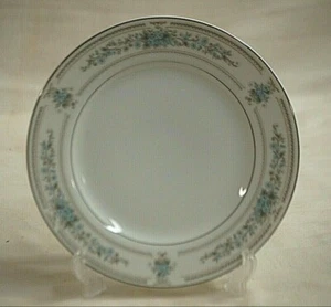 Elington Fine China of Japan 6-3/8" Bread & Butter Dish Blue Flowers Gray Leaves - Picture 1 of 4