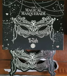 Neu GLOSSYBOX Black Magical Masquerade Truth Limited Edition Leerbox mit Maske - Bild 1 von 3