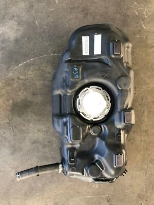 2014 - 2017 Fiat 500L Trekking 1.4L Turbocharged Automatic Fuel Tank Assembly J* - Image 1 of 4