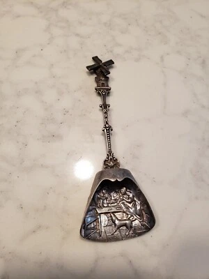 Antiguo molino de viento holandés vintage cuchara de azúcar escena para hombres y perros Foto 1 de 3