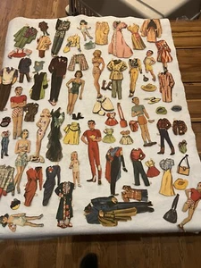 LOTE DE MUÑECAS DE PAPEL de colección mujeres hombres niños trajes Blondie Nancy y más 261 piezas LEER - Imagen 1 de 24