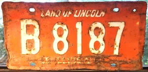 Illinois 1962 Illinois B 8187 License Plate Red and White Automobilia Transporta - Picture 1 of 2