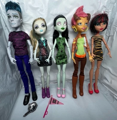 2014 MONSTER HIGH Student Disembody Council Doll Set Of 5 - Image 1 of 4
