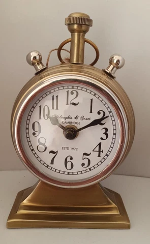 Table Watch Desktop Clock Gift Office Desk Decorative Engraved Antique Desk Cover