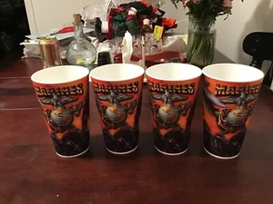 4 Plastic holographic cups Marines - Picture 1 of 4