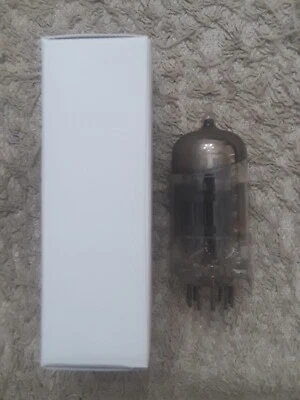 Tubo de vacío NOS Magnavox 6LM8 - Caja blanca - Probado  Foto 1 de 3