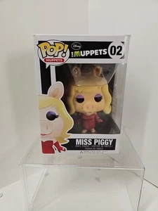 Funko Pop Vinyl Muppets Most Wanted 02 Miss Piggy 2014 new damaged box (L) - Picture 1 of 8