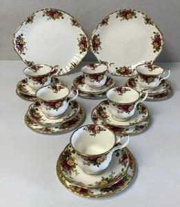 Royal Albert Old Country Roses Tea Set - 6 Trios & 2 Sandwich Plates - Picture 1 of 11
