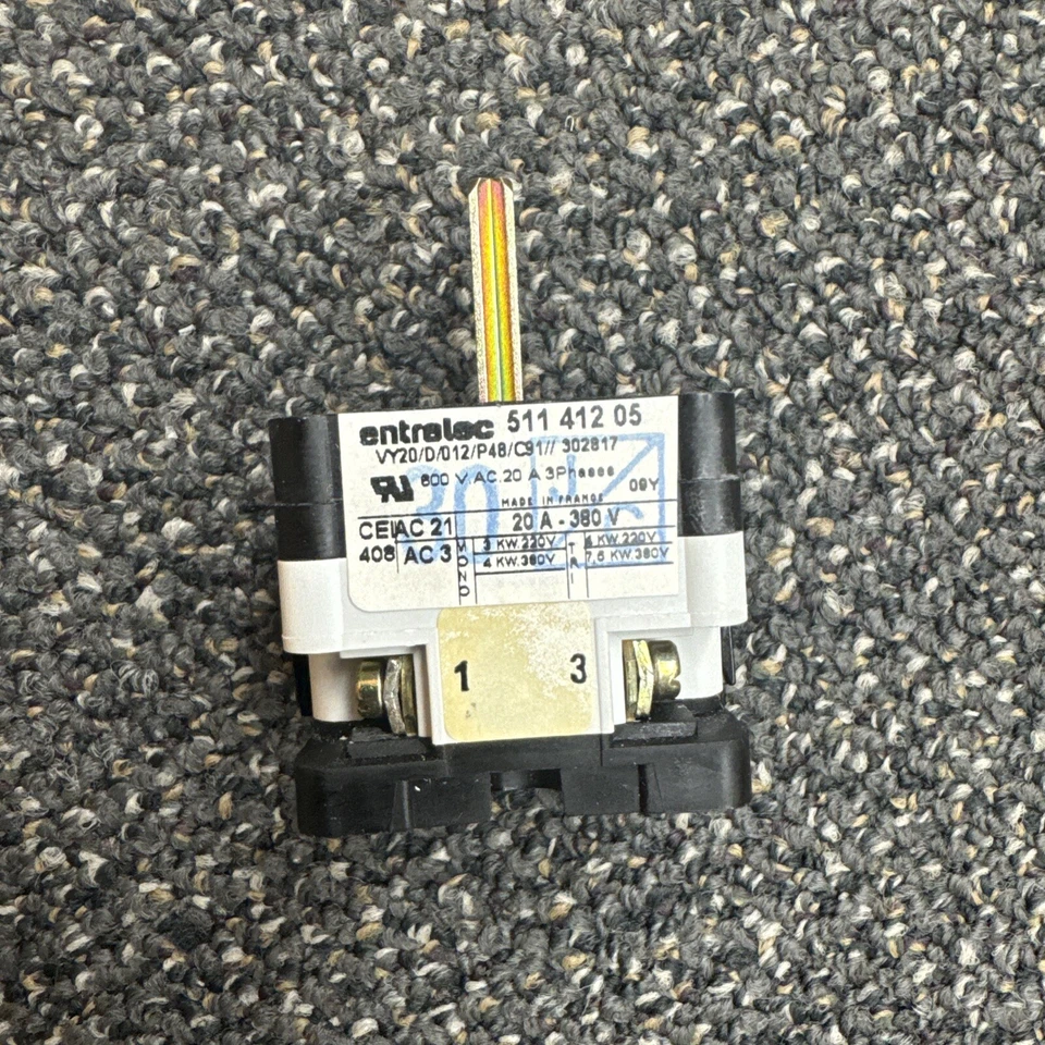Entrelec Switch 511 412 05 X 1 - Image 1 of 3