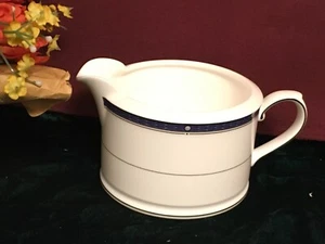 Royal Doulton Fanfare Gravy Sauce Boat Brand NEW with tags 1stQ Japan 01216090 - Picture 1 of 1