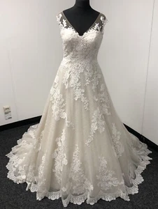 Pronovias Primadona Off White Dual Lace Wedding Dress Gown Guipure Motifs UK 12 - Picture 1 of 24