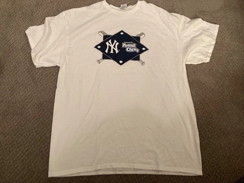 New York Yankees ~ Goldenberg's Peanut Chews ~ Size XL ~Candy-Baseball Diamond Cover