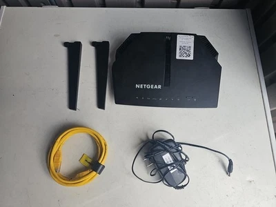 NETGEAR AC1200 WiFi Cable Modem Router Model C6220  - Image 1 of 2