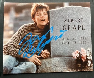LEONARDO DICAPRIO = HANDSIGNIERT == GILBERT GRAPE = FARBFOTO 8X10 = MIT COA - Bild 1 von 10