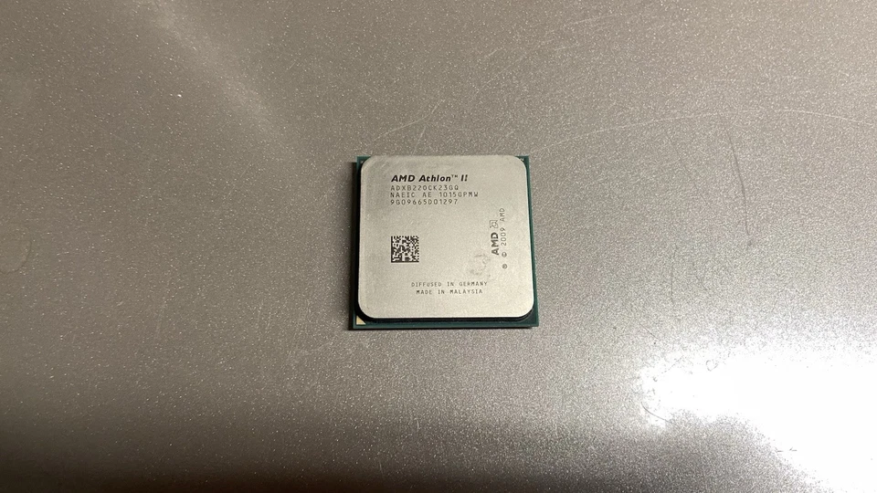 AMD Athlon II X2 B22 2.8GHz ADXB220CK23GQ Dual-Core CPU Socket AM3/AM2+ - Image 1 of 3