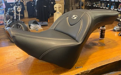 Saddlemen Roadsofa Carbon Fiber Gel Seat for 2018-2025 Harley Softail Heritage - Image 1 of 4