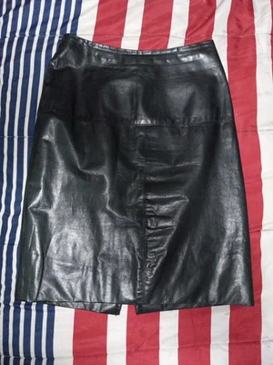 Vakko Skirt Vintage Womens Size 4 Black Lined Pencil Leather Back Slit Retro Mod - Image 1 of 4