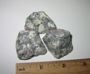 3 MINERALES DE PIEDRA NATURAL ROSA DE HENNIKER PULIDOS CAÍDOS NH, EE. UU. ~ 75 gramos - Imagen 1 de 7