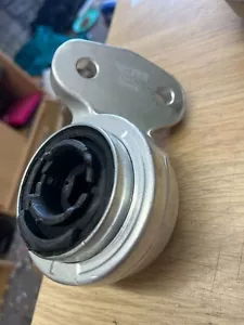 DELPHI TRAILING ARM BUSH TD407 BMW Z4 E46 1998-2005 318I 320I 330I 320D C0-28 - Picture 1 of 3