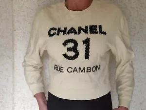 CHANEL 31 Rue Cambon Pullover Sweatshirt Beige Pearl Virginie Viard Größe S - Bild 1 von 7