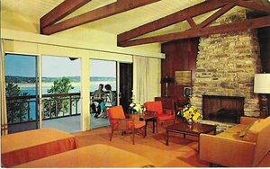 Farbe RPPC von Retro-Dekor in Lakeway Inn & Marina, Lake Travis, Austin TX! - Bild 1 von 2