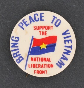 Pro-Vietcong National Liberation Front 1965 Vietnam War Protest Pin Peace P1504