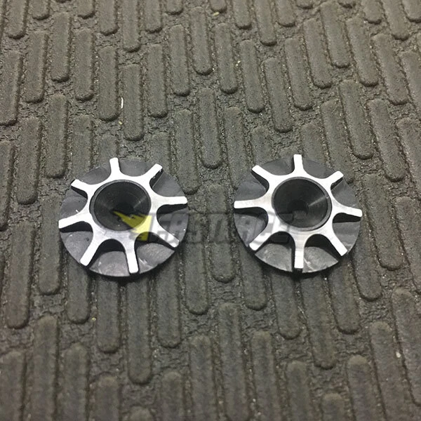 FR0504 FastRaceWing Buttons Rondelle in alluminio per alettone Buggy 1/8 Argento - Immagine 1 di 1