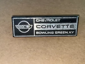 Corvette Under Hood Bowling Green Plant Emblem 84-87,88,89,90,91 92 93 94 95 96 - Foto 1 di 2