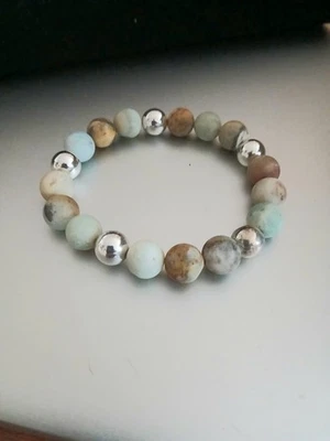 Pulseira elástica feminina com miçangas de pedra Amazonita - Imagem 1 de 3