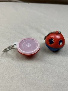 Llavero Tupperware Vintage Llavero Forma O Juguete Bola y Cuenco con Tapa - Imagen 1 de 6
