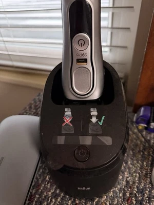 Afeitadora eléctrica Braun Series 9 Pro con estuche eléctrico - negra/plateada Foto 1 de 4