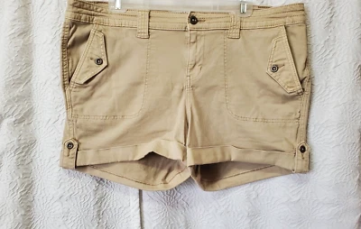 Torrid Women's Size 18 Khaki Chino Shorts Beige Regular Cotton Blend - Image 1 of 4