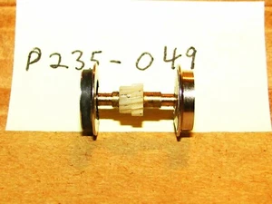 P235-049 EMD E8 DIESEL REAR GEARED DRIVER HO SCALE IHC/MEHANO FACTORY NEW PART - Picture 1 of 5
