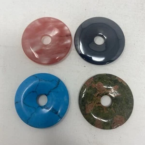 4 Simulated Gemstone Pendants Circle Doughnut Gems - Picture 1 of 5