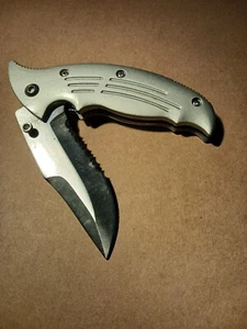 Jaguar Belt Clip Lock Blade Knife - Picture 1 of 3