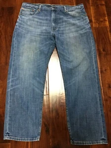Levi Strauss Men Size 38 x 30 Jeans 505 Fit Straight Leg Med. Wash Stretch - Picture 1 of 11