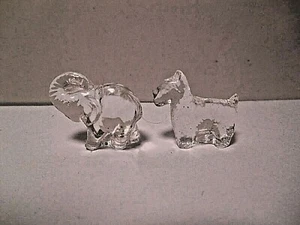 LOT OF 2 MINIATURE CRYSTAL GLASS FIGURINES ELEPHANT & SCOTTISH TERRIER DOG - Picture 1 of 9