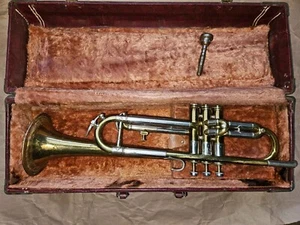 King Liberty 2B Trompete mit Etui & Mundstück, USA, guter Zustand - Bild 1 von 19