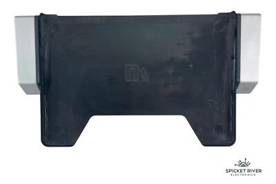 Henge HD02HA15MBPR Horizontal Docking Station for MacBook Pro 15" Retina - Image 1 of 4